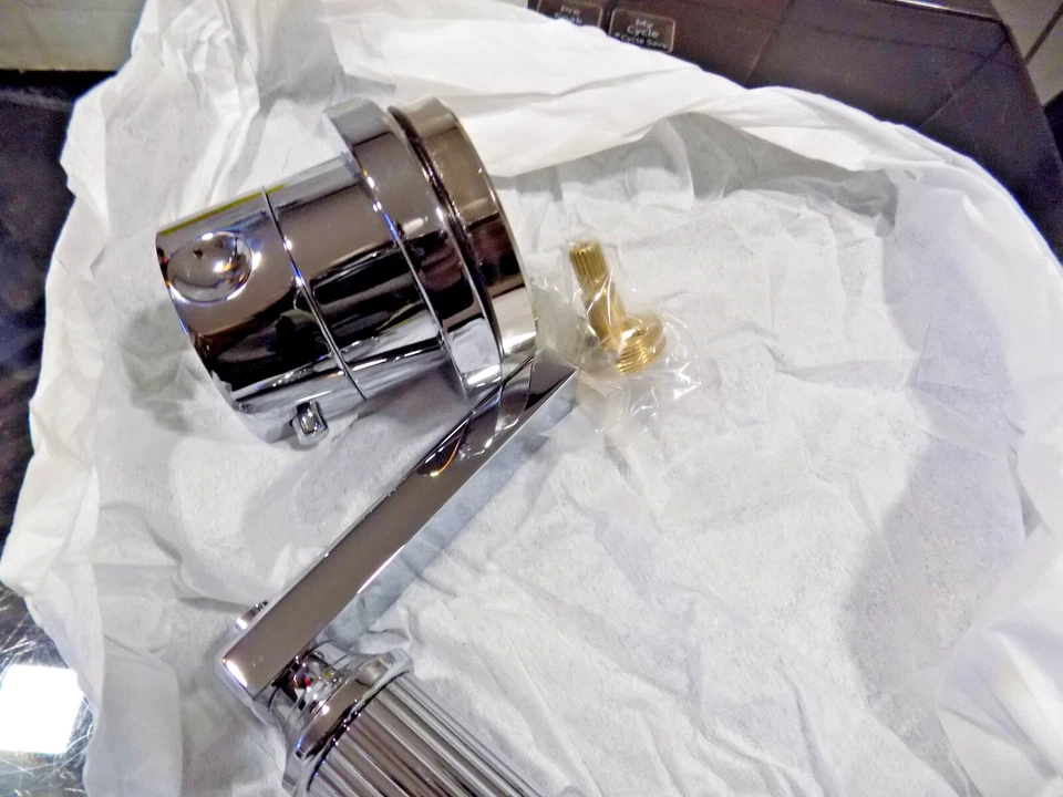 THG PARIS U9L-A02=5100BR Trim per valvola termostatica THG, parte ruvida fornita - Immagine 3 di 4