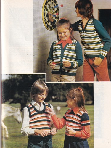 Patons #185 Machine Knits 4~Patterns For The Whole Family~Waistcoats/Sweaters - Picture 9 of 10