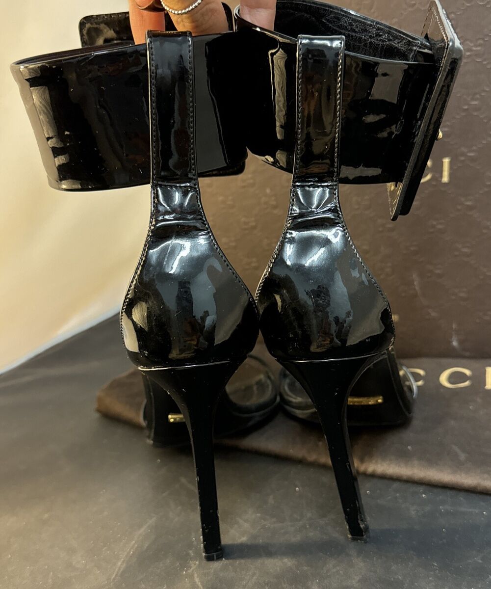 Gucci Black Patent Leather Victoire Vernice Strap Sandal Gucci Black Patent Leather Victoire Vernice Strap Sandal