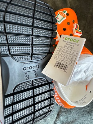 7-ELEVEN X Crocs Women 7 MEGA CRUSH Clog Collaboration Orange 7-11