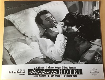 MENSCHEN IM HOTEL O.W. Fischer Aushangfoto #12 Hund Dog