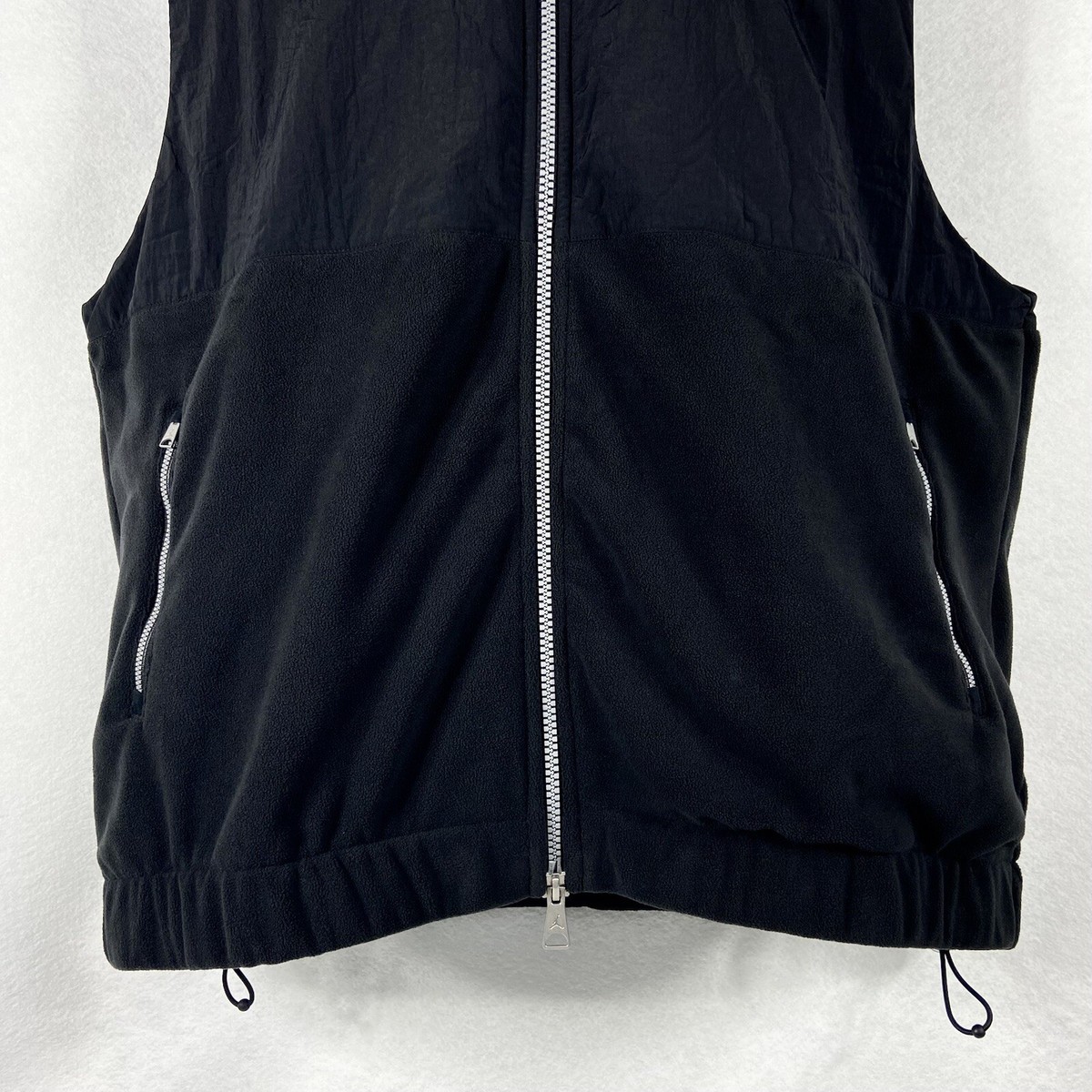 Nike Air Jordan Essentials Winter Vest Men's Large Black FD8628