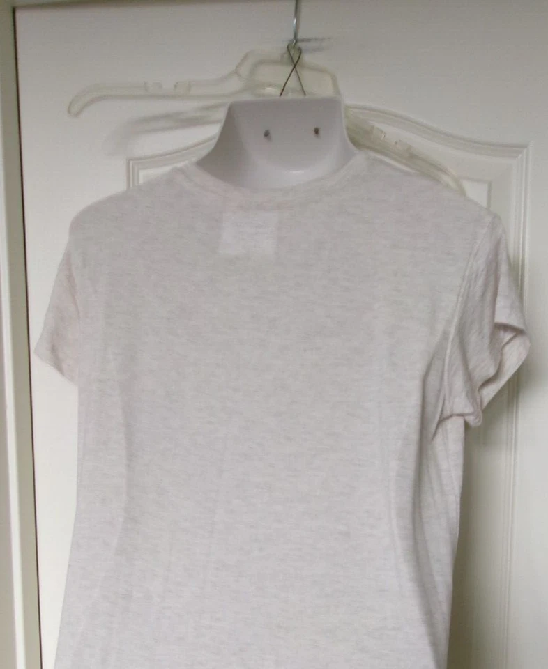 Camisa para dormir manga gorra cuerpo Gap talla grande gris claro (avena) logo en el bolsillo Foto 3 de 3