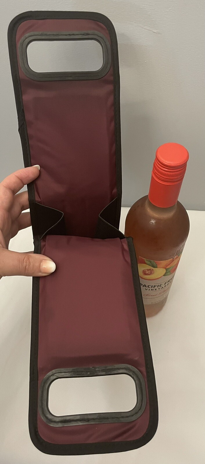 EUC Le Creuset Wine Accessories Black Bottle Carrier Bag Ice Cooler