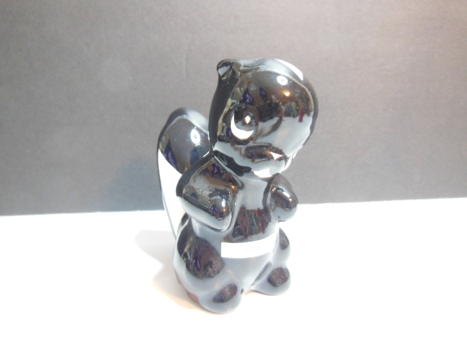 VINTAGE DE LEE ART POTTERY CALIFORNIA "STINKIE" SKUNK FIGURINE 4"