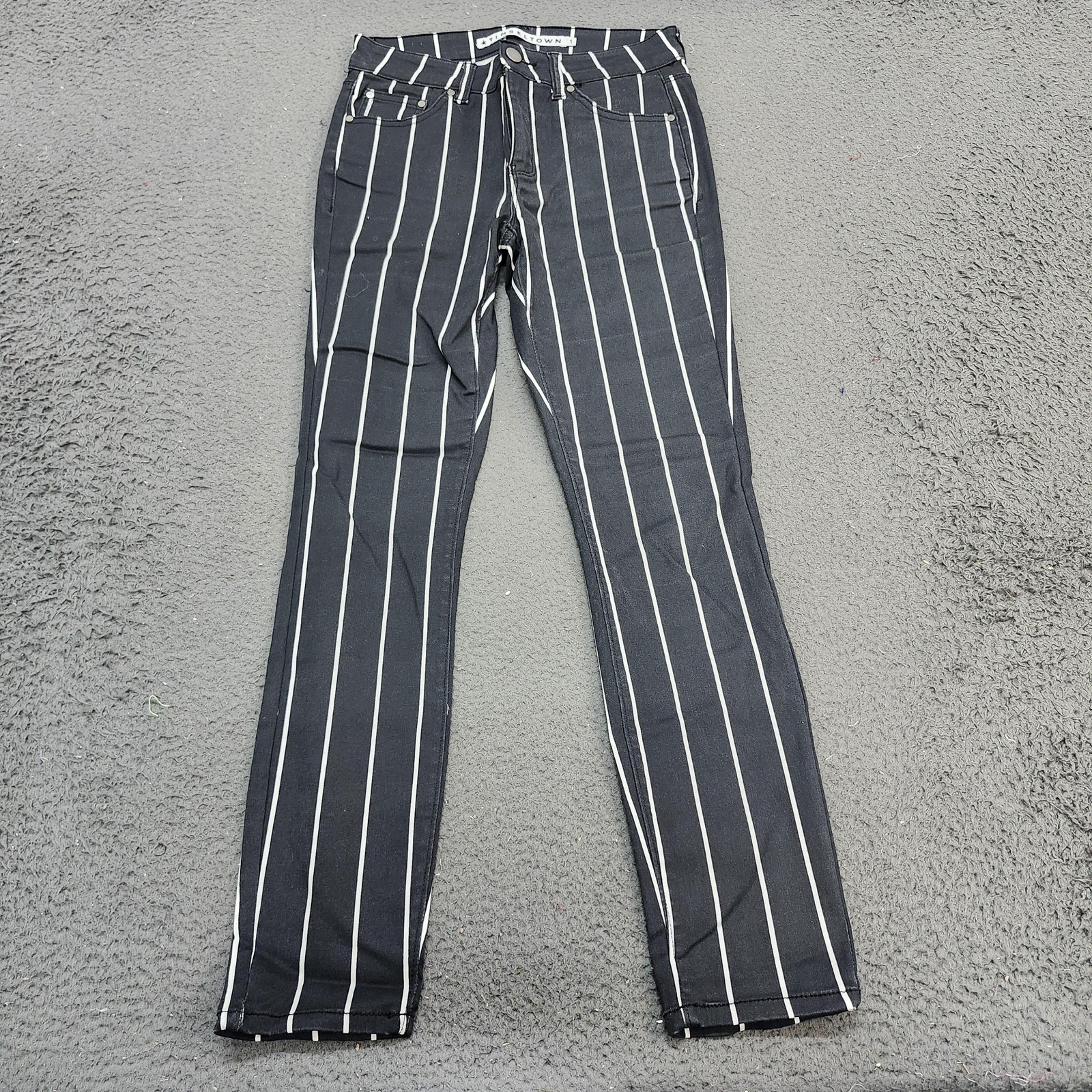 Tinseltown Jegging Pants Juniors 1 Black White Striped Skinny Denim Casual