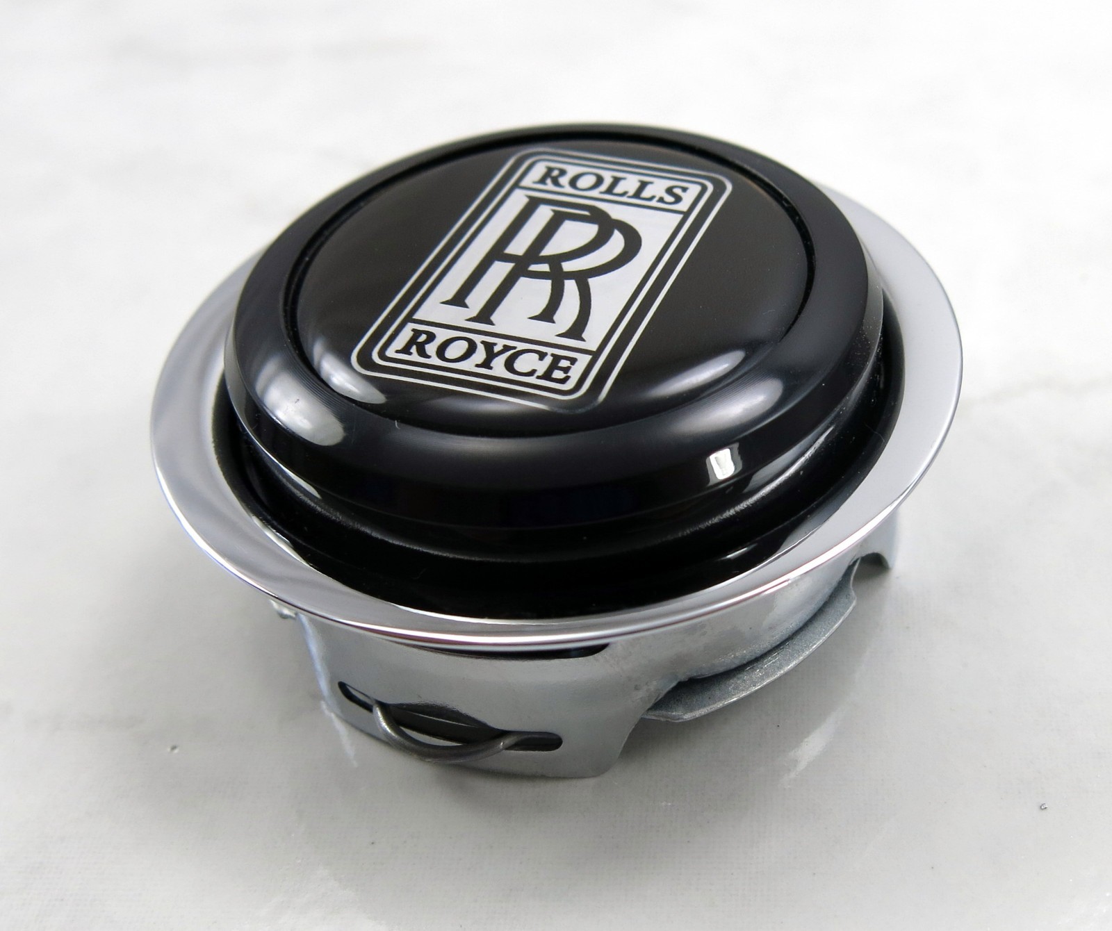 Nardi Classic Steering Wheel Horn Button with Rolls Royce Logo - Single Contact