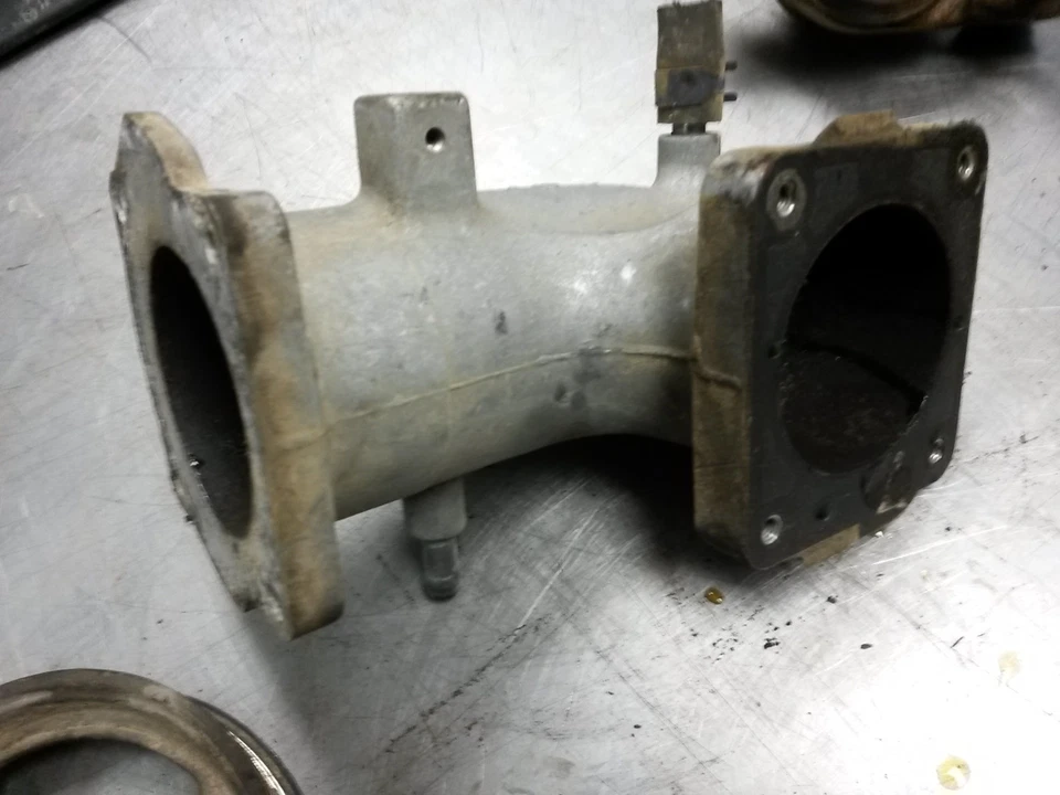 Codo colector de admisión para Ford Crown Victoria 93-94 4,6 Foto 2 de 4