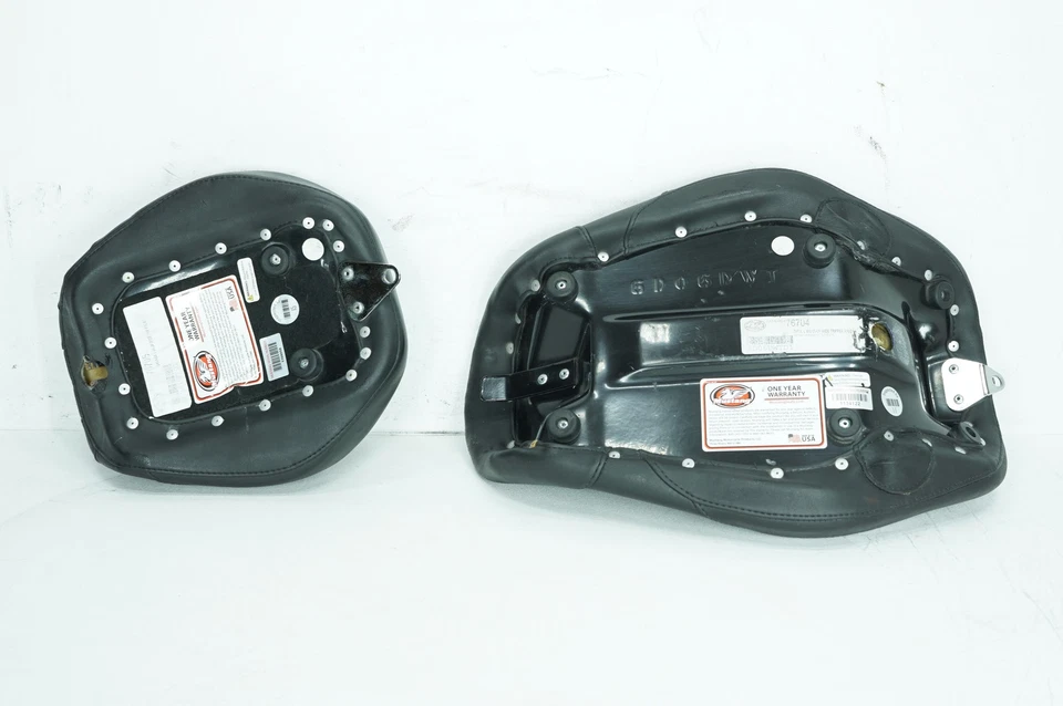 Harley Dyna Street Bob 06 OEM pasajero conductor asiento sillín Pillion Mustang Foto 3 de 4