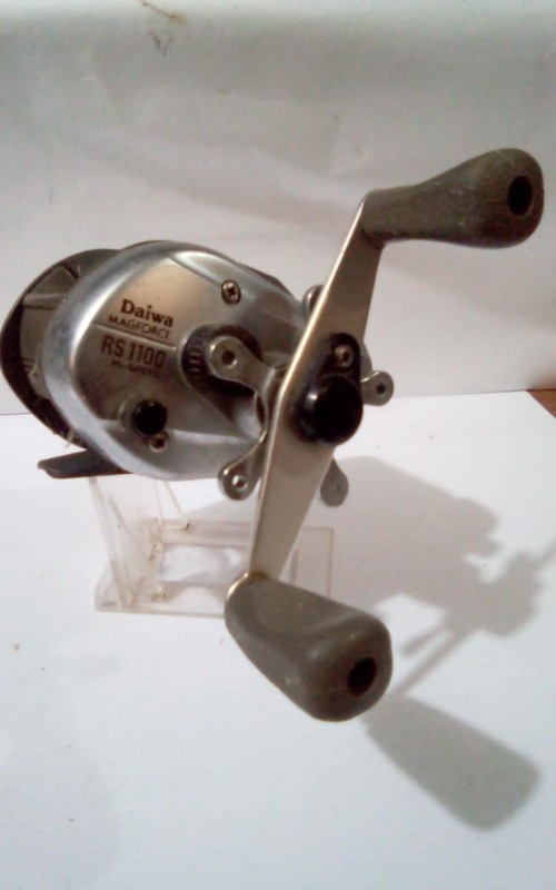 Vintage Daiwa RS1100 fishing reel