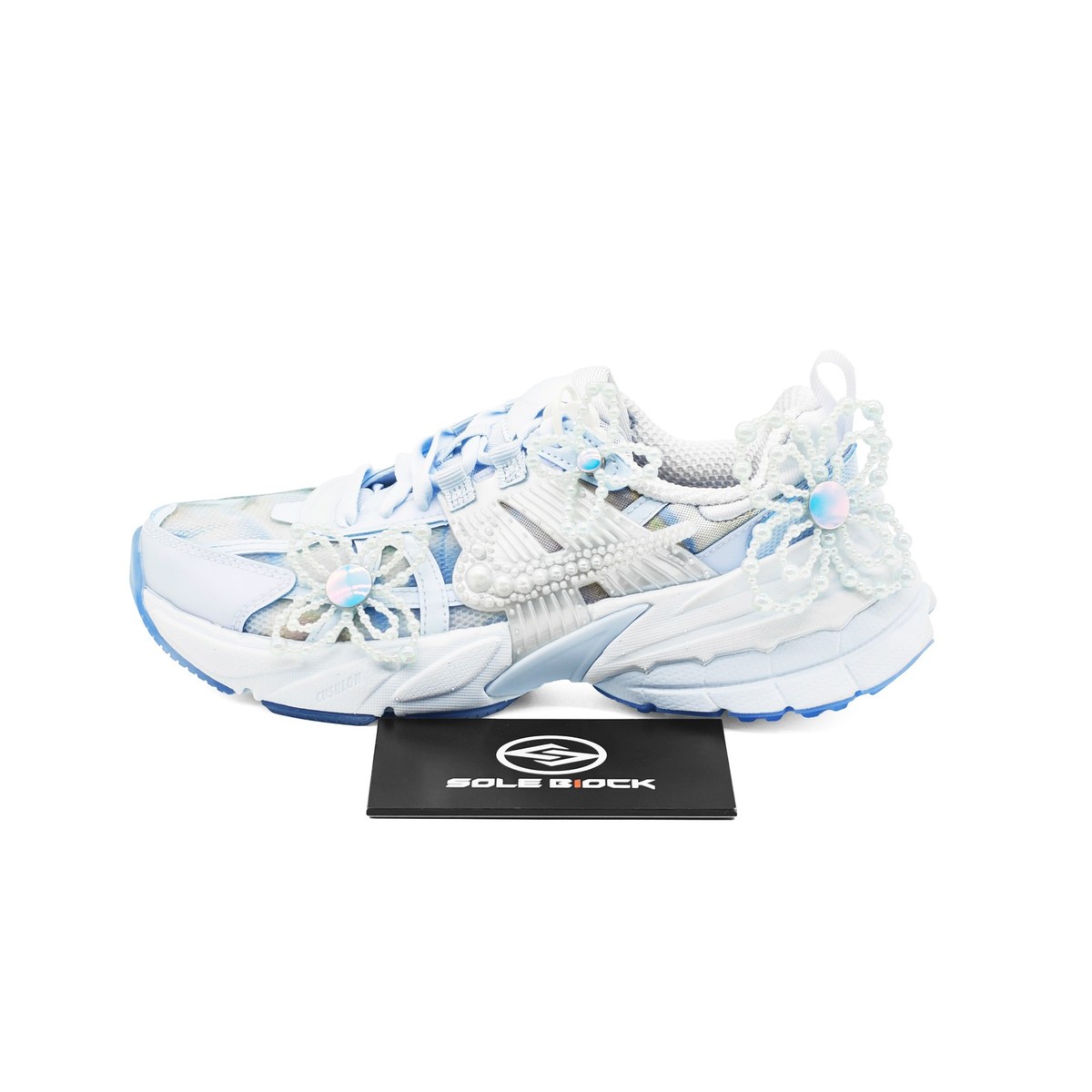 Susan Fang x Nike V2K Run Artist Collection IB7426-400 Women's