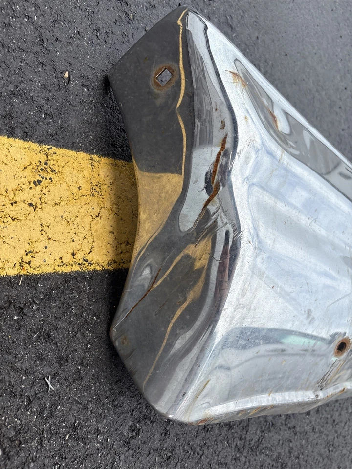 Oldsmobile Cutlass 442 Vista Cruiser F85 1968 OEM parachoques delantero núcleo o uso como está Foto 2 de 4