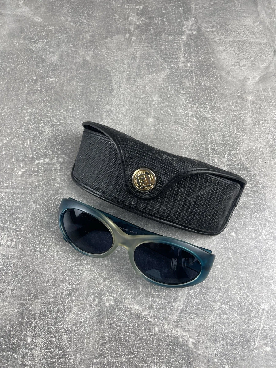 Preços baixos em Óculos de Sol Oval Azul Fendi para mulheres | eBay