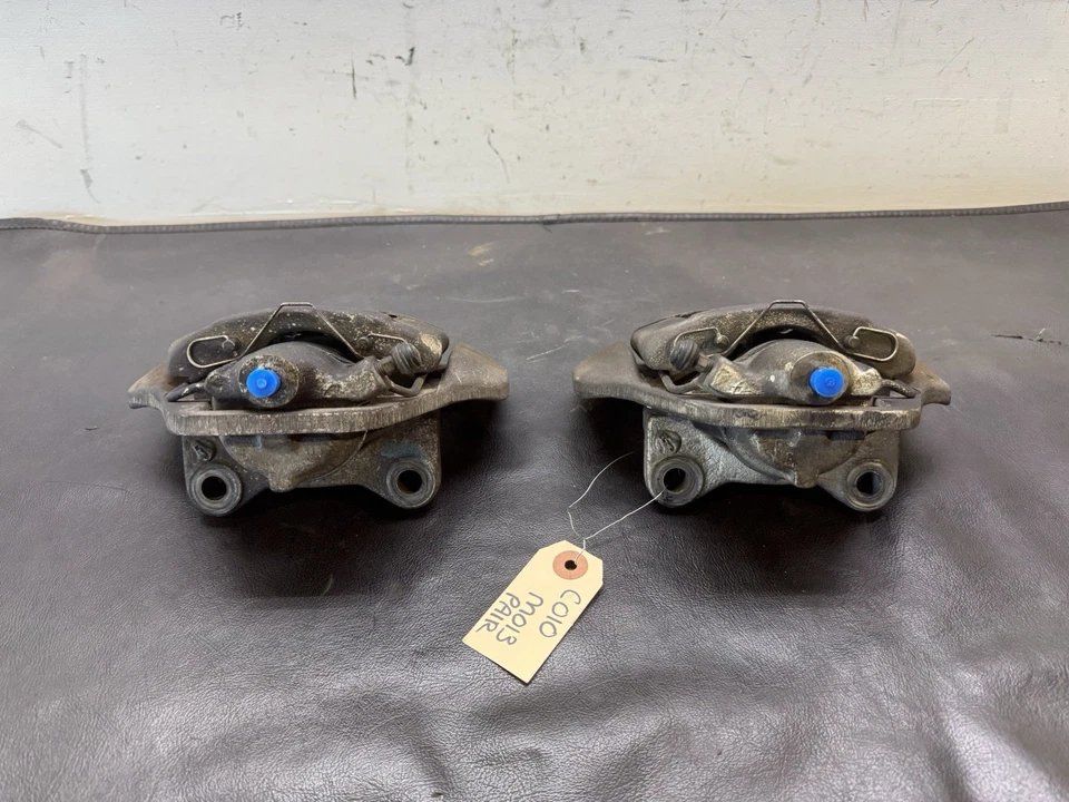 Pinzas de freno traseras Porsche 944  Foto 2 de 4