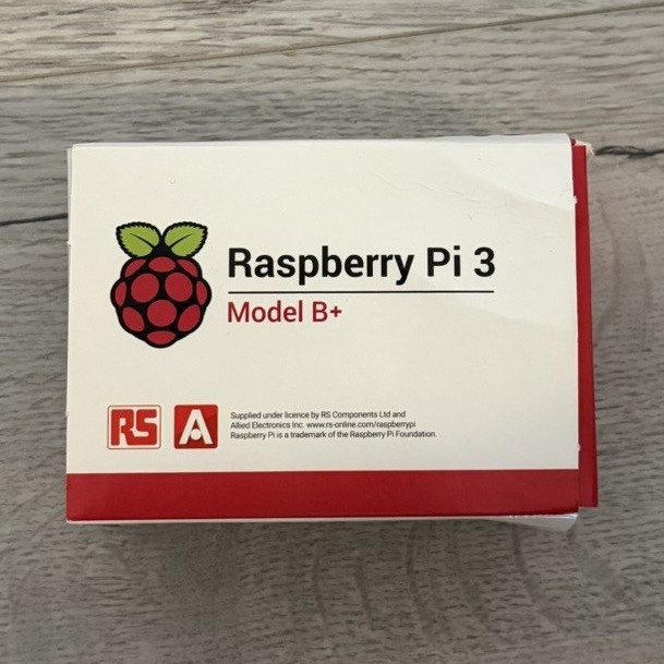 Raspberry Pi 3 Model B+ Single Board Computer w/ Case, Cables, HDMI USB Ethernet