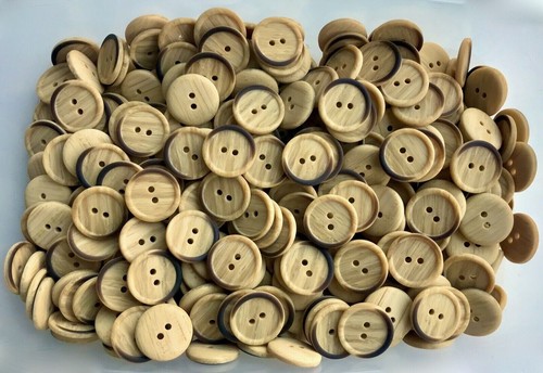 Buttons 20mm 32L Light Brown Natural Wooden Wood EFFECT Craft 2 Hole Button W655 - Picture 10 of 24