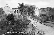 San Juan Capistrano Mission Scene San Juan Capistrano,CA Vtg 1952 RPPC Postcard 