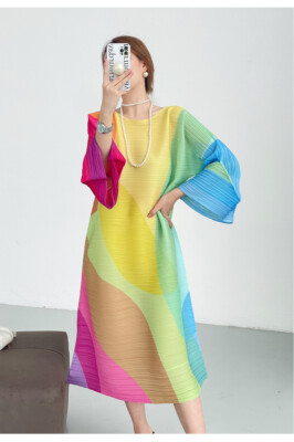 print pleated loose dress Design Retro Print Round Neck Single Breasted Buckle Waist Loose Dress 2024  Summer Women Fashion Pleated Elegant Dress Female