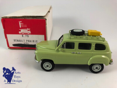 HACHETTE 1/43 UTILITAIRES RENAULT N°32 Colorale Prairie 4x4 Break