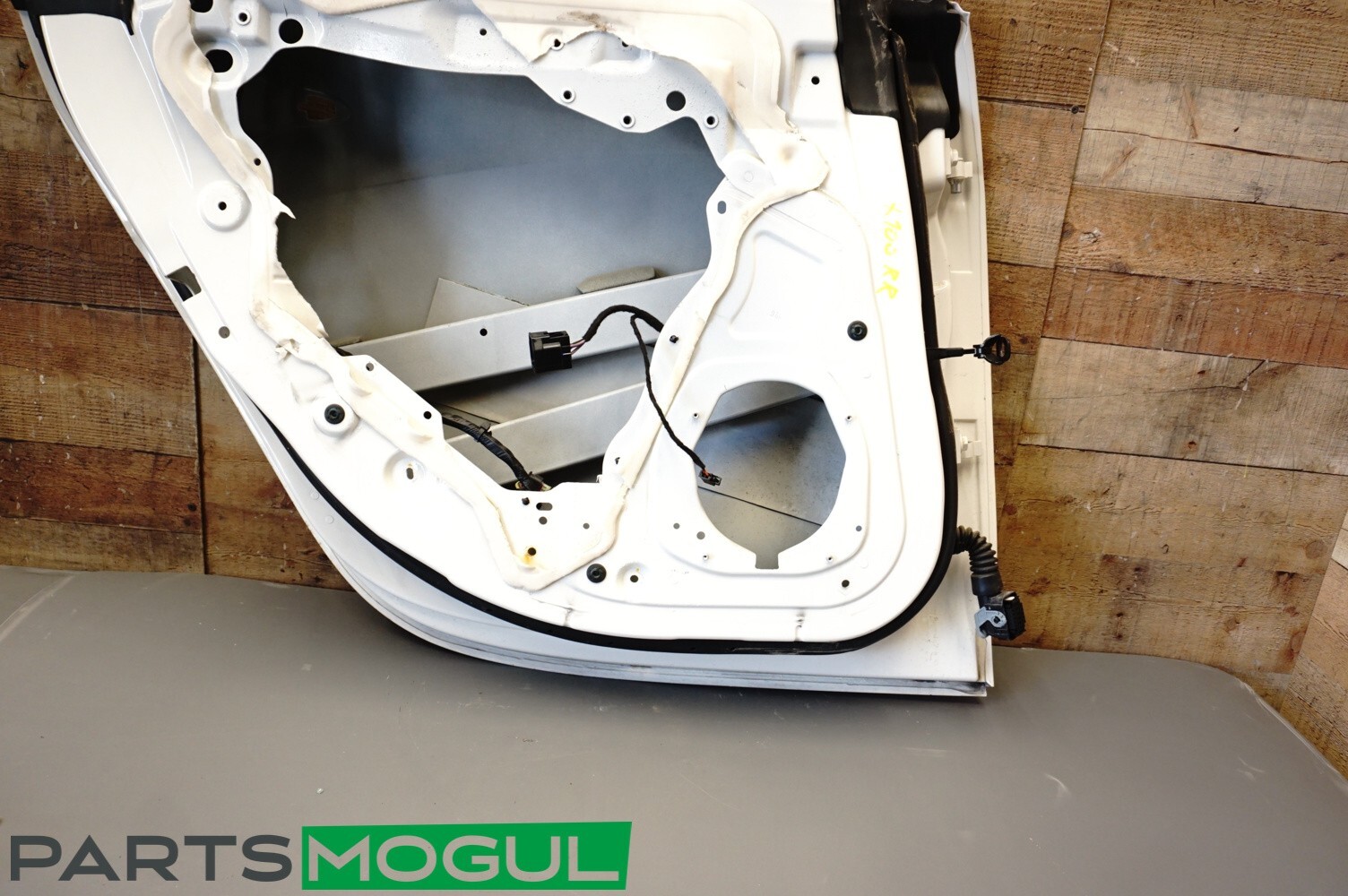 14 15 16 17 Maserati Ghibli Rear Left Pass Door Shell Panel White OEM
