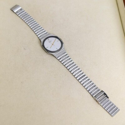 SEIKO Boys Quartz Watch Vintage 9521-6000 Silver Dial 31mm