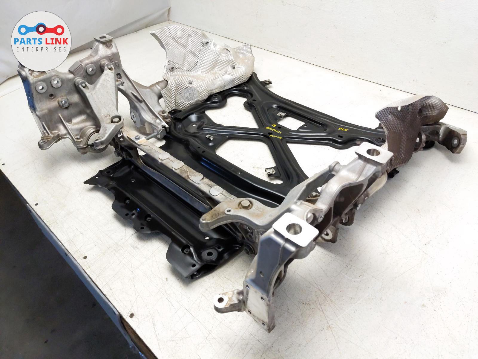 2016-20 BENTLEY BENTAYGA FRONT ENGINE CRADLE CROSSMEMBER SUBFRAME ASSEMBLY 636