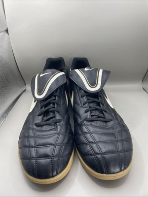 2010 Nike Tiempo Natural 3 IC Indoor Soccer Mens 13 Black Gold