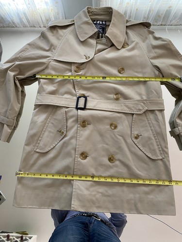 Men's BURBERRY Short Double-Breasted Trench Coat... Birch / Large?