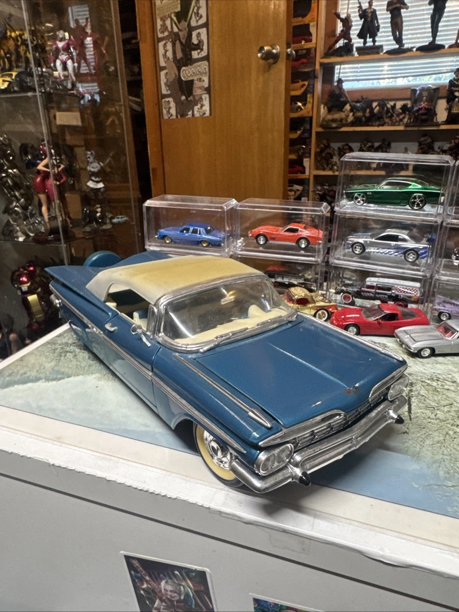 Road Signature Chevrolet Impala Contemporary Manufacture Diecast