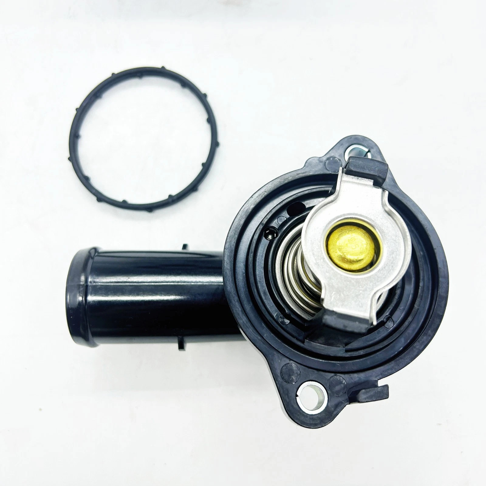 Maserati Ghibli 2017 Thermostat P/N 330424