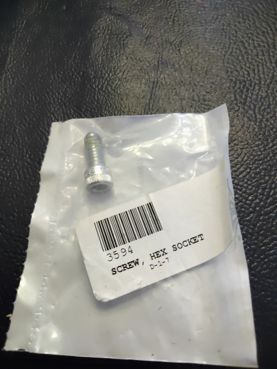 m74k_77ページ 1 NOS OEM Harley Davidson 1/4