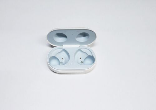 Samsung Galaxy Buds Plus (R170)True Wireless Earbuds Charging Case Only Genuine - Picture 2 of 12