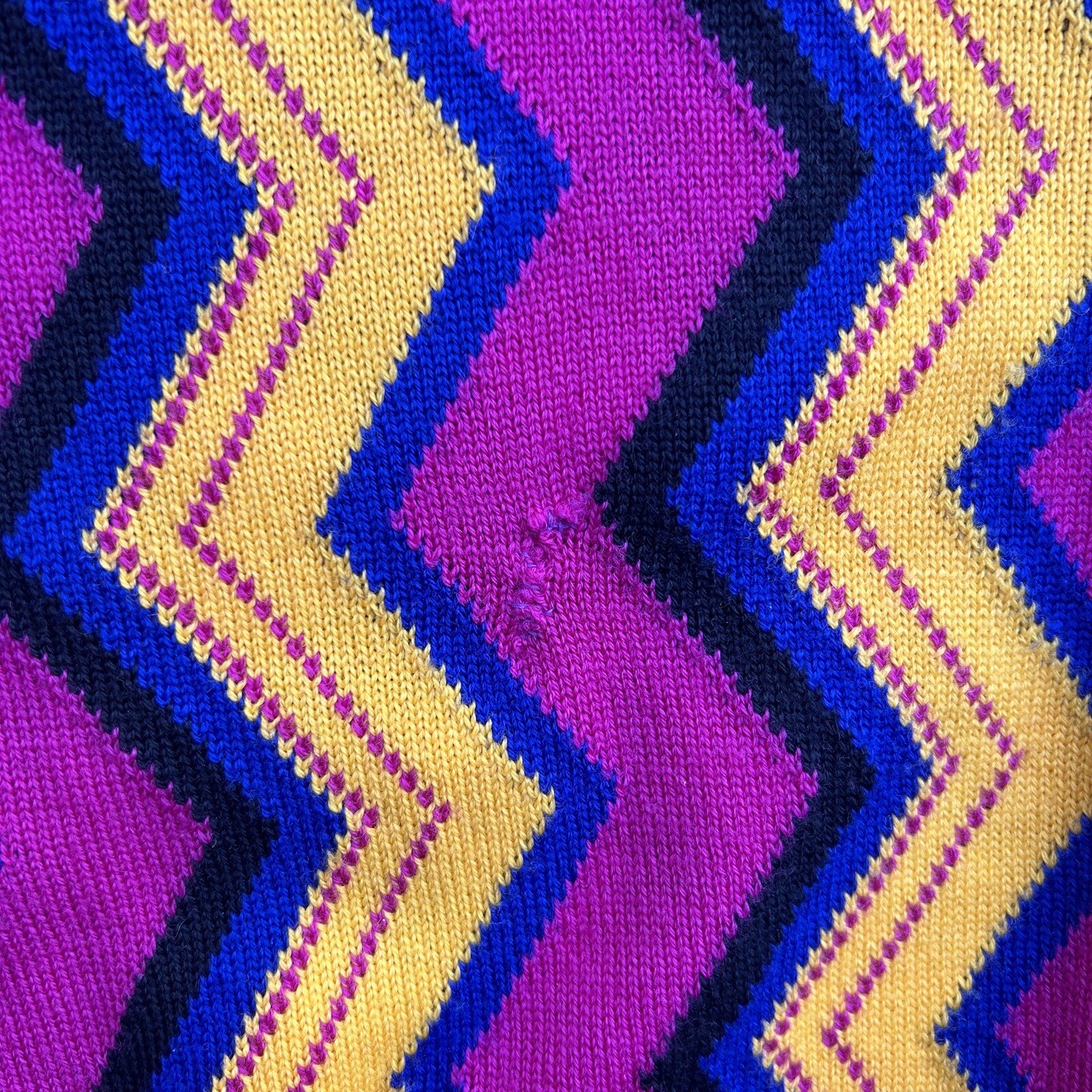 Maglione vintage YSL Yves Saint Laurent design rosa piccolo