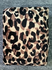 Victoria's Secret Pink Leopard Sherpa Blanket Brown Black Animal Print 60"x72"