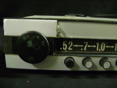 Rare Vintage Car Radio From The 50S - 第 7/11 張圖片