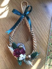 HANDMADE Medium Teret CORN DOLLY. Christmas Rose TRADIONAL COUNTRY 