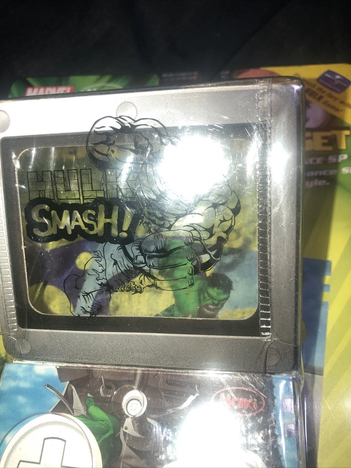 New Naki Nintendo Gameboy Advance SP Accessory Hulk Gameface & Glove SMASH - Image 2 of 4