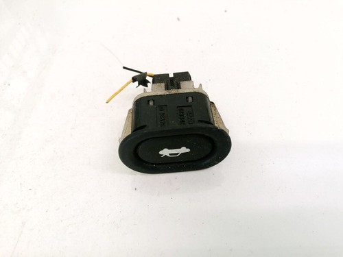 Bouton De Déverrouillage Coffre Arrière Pour Ford FOCUS MK3 III 2010-2014 - Référence BM5119B514AE