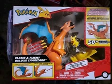 POKEMON FLAME & FLIGHT DELUXE CHARIZARD PLAYSET LIGHTS MOTIONS AND SOUNDS!