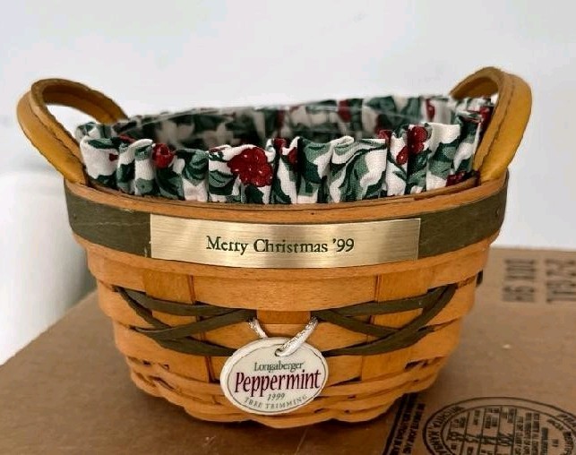 Longaberger Tree Trimming 1999 PEPPERMINT Green BASKET Liner Protector Tie On