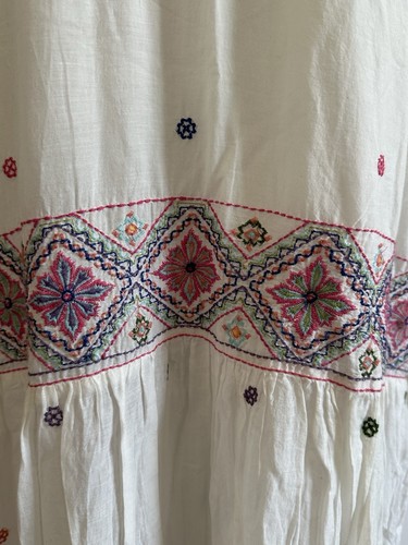 Zara White Cotton Multicoloured Embroidery Long Maxi Dress Boho Large 10 12 14 - Picture 6 of 8