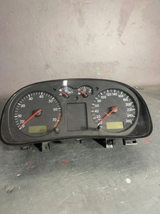 Volkswagen Golf IV 1998 Geschwindigkeitsmesser Cockpit 1J0919860D 74kW VLC3860