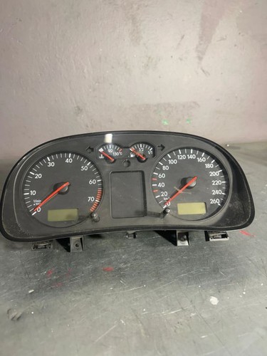 Volkswagen Golf IV 1998 Geschwindigkeitsmesser Cockpit 1J0919860D 74kW VLC3860