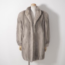 Cappotto di lusso in pelliccia di visone zaffiro grigio medio morbido M...