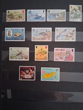 12 Timbres des îles de Man et Alderney.