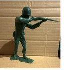 Vintage Marx 1971  Green Plastic Infantry Toy Soldier Figure