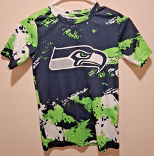 Seattle Seahawks NFL Youth T-Shirt Graphic Print Green Black White Size Small 8