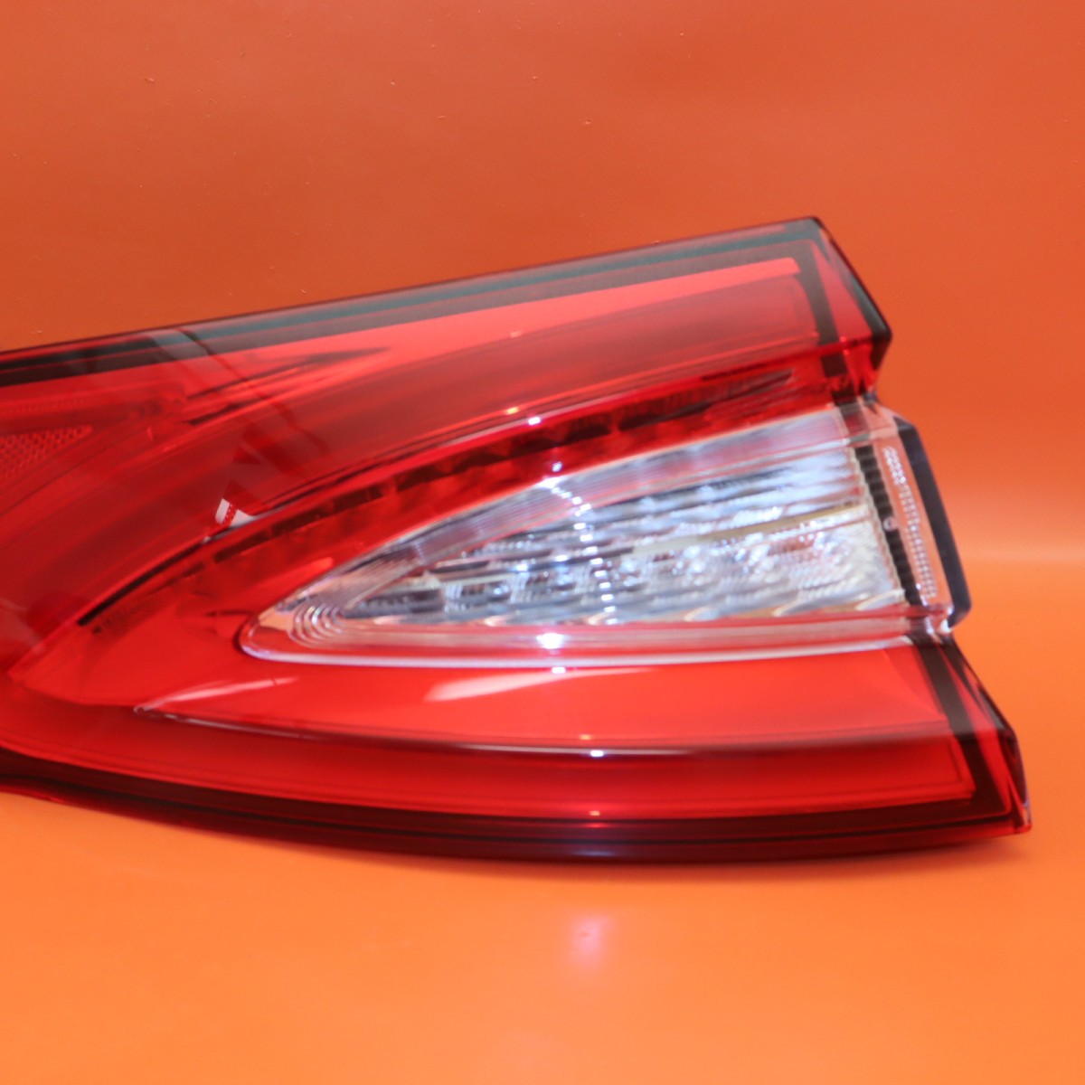 Maserati Levante 2017-2020 LEFT Tail light P/N 670035797