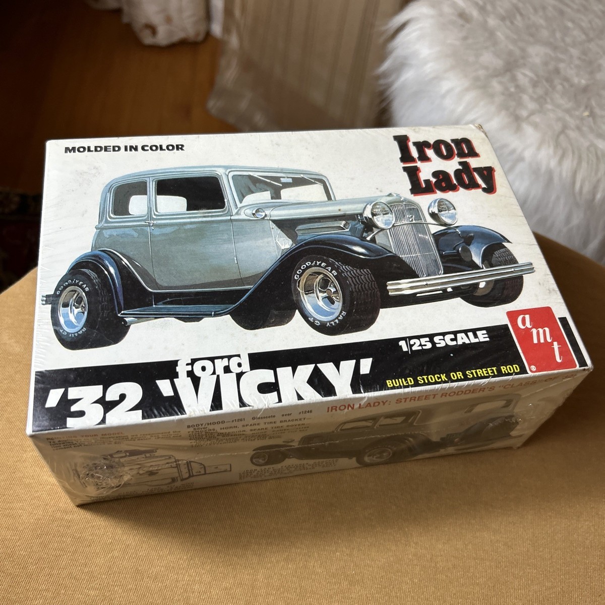 AMT 1932 Ford Vicky 