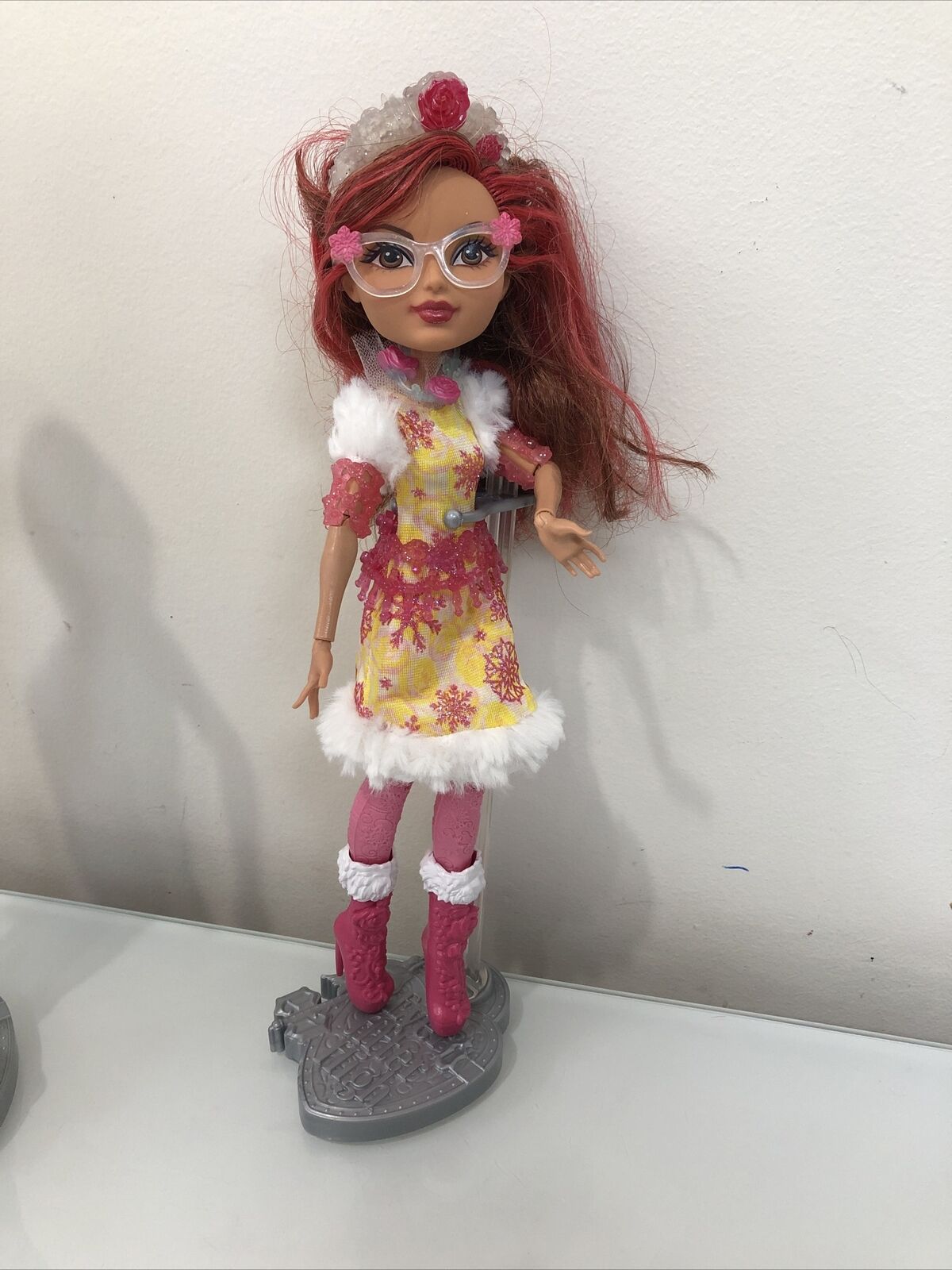 Ever After High Doll Epic Winter Daring Charming and Rosabella